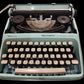 Image of Remington Streamliner Sperry Rand Typewriter. Available from universaltypewritercompany.in