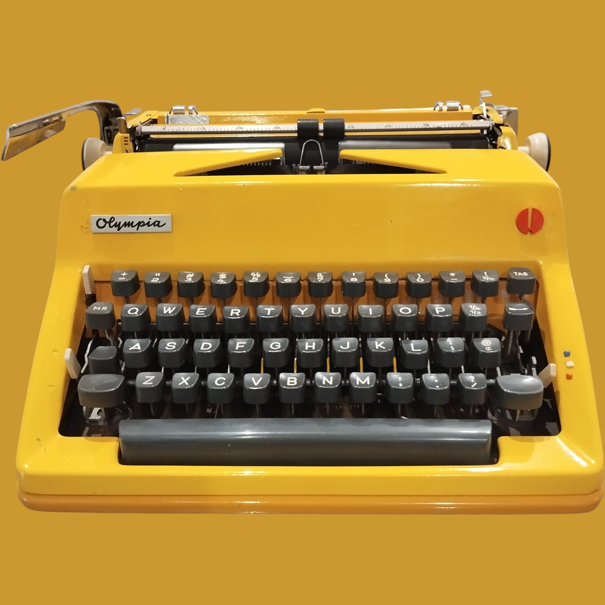 Image of Olympia Typewriter. Available from universaltypewritercompany.in