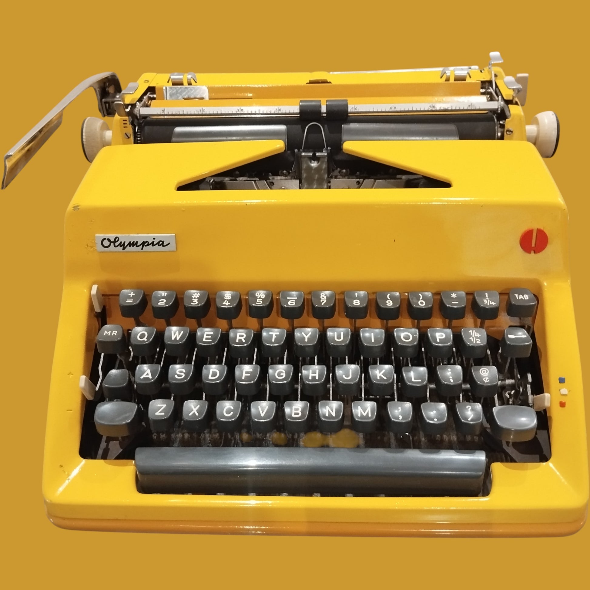 Image of Olympia Typewriter. Available from universaltypewritercompany.in