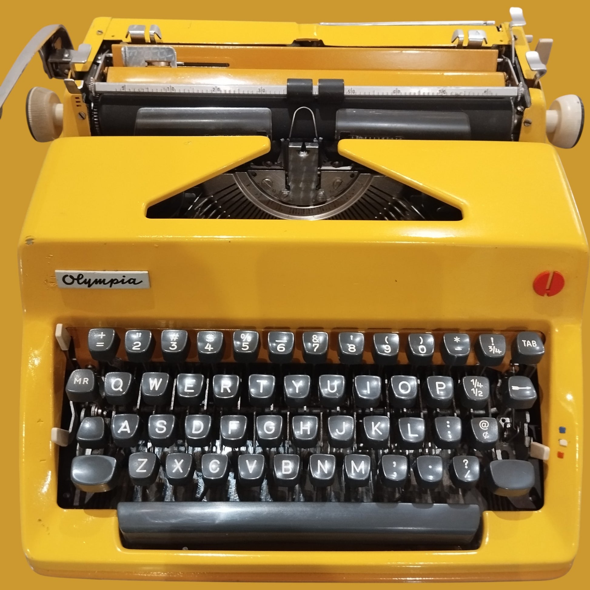 Image of Olympia Typewriter. Available from universaltypewritercompany.in