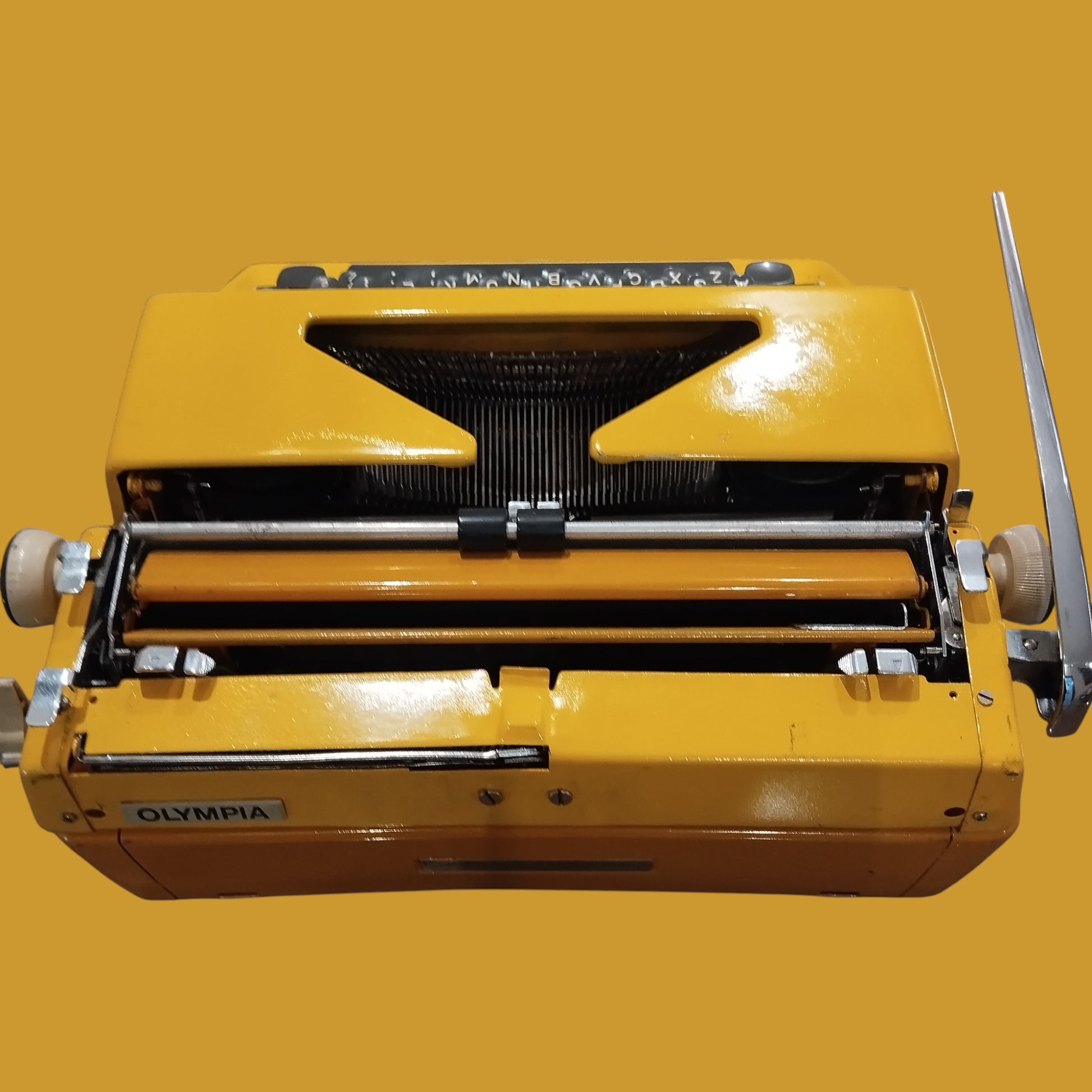 Image of Olympia Typewriter. Available from universaltypewritercompany.in