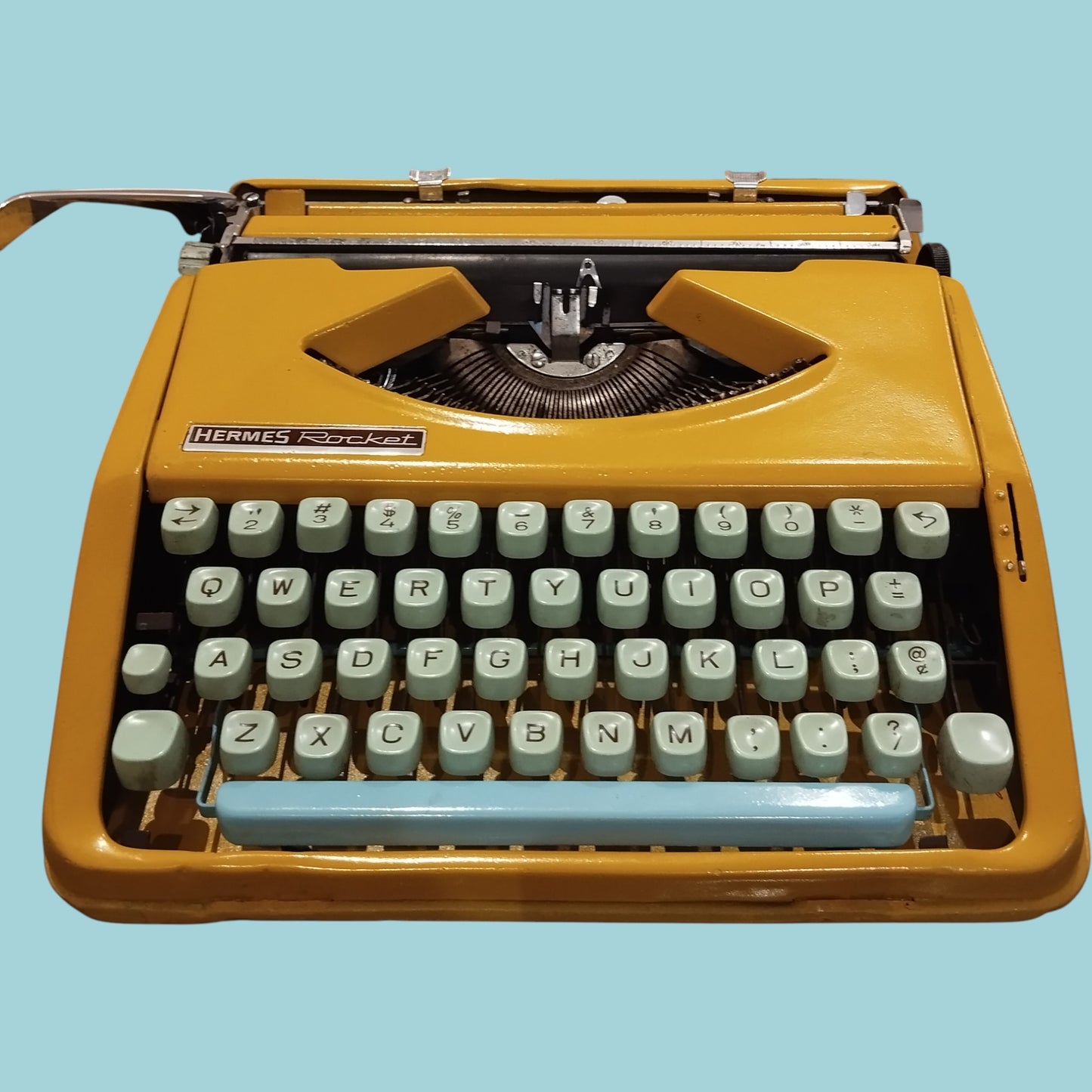 Image of Hermes Rocket Typewriter. Available from universaltypewritercompany.in