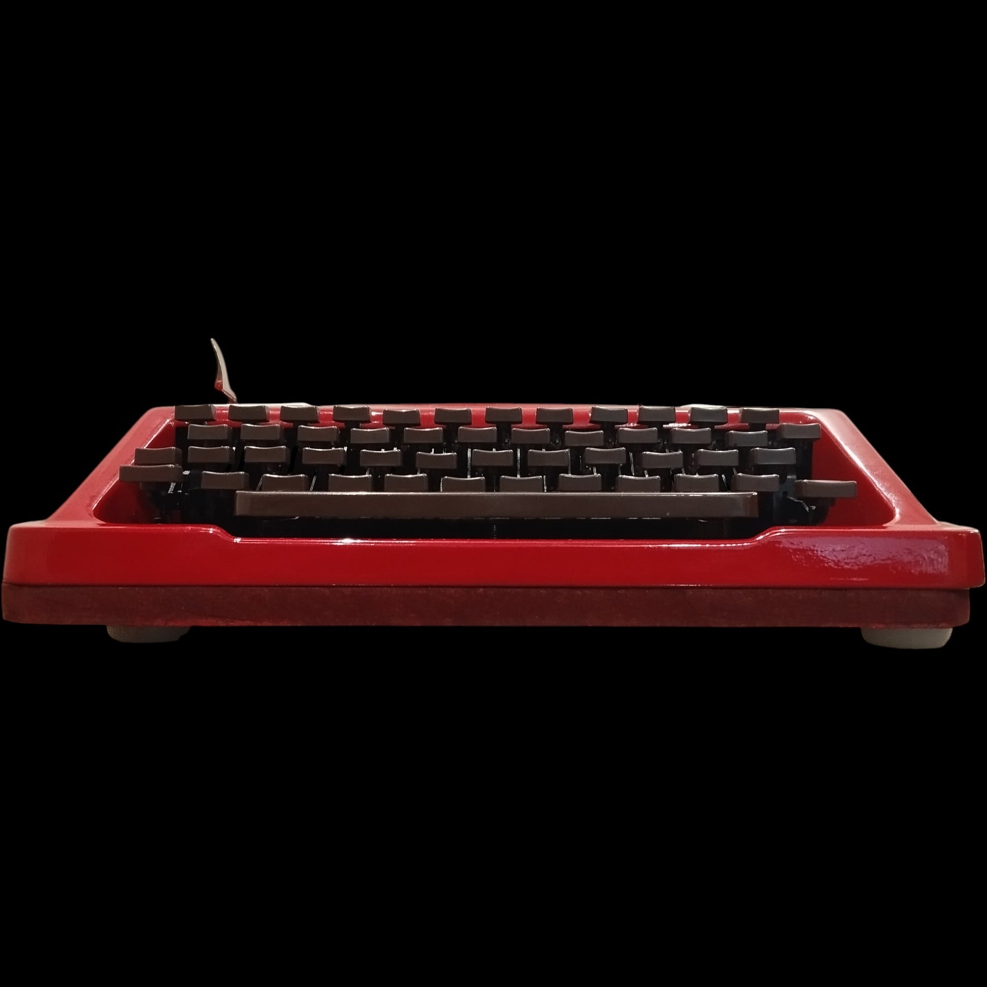 Image of Gossen Tippa QWERTZ Keyboard Typewriter. Available from universaltypewritercompany.in