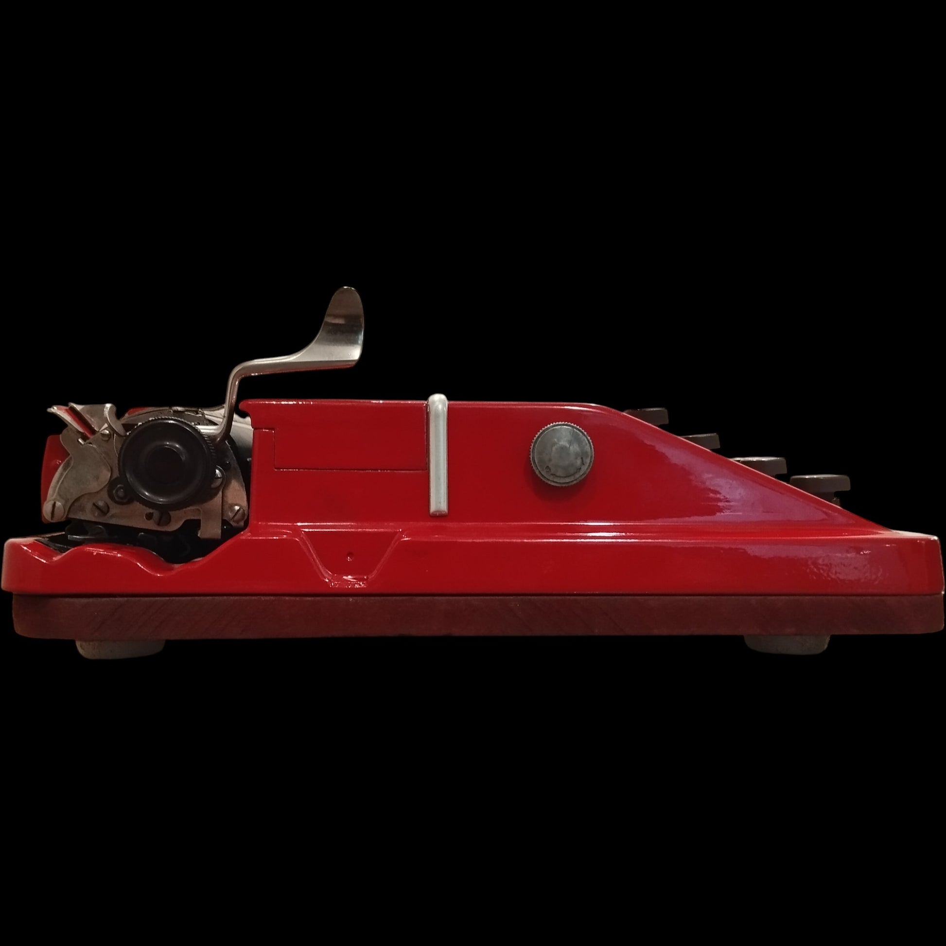 Image of Gossen Tippa QWERTZ Keyboard Typewriter. Available from universaltypewritercompany.in