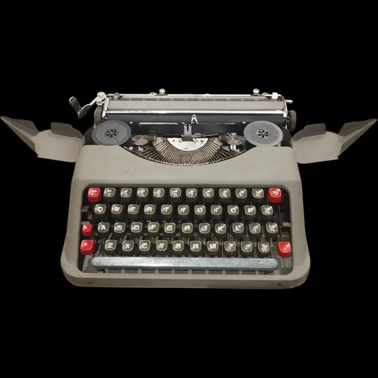 Image of Empire Aristocrat Typewriter. Available from universaltypewritercompany.in