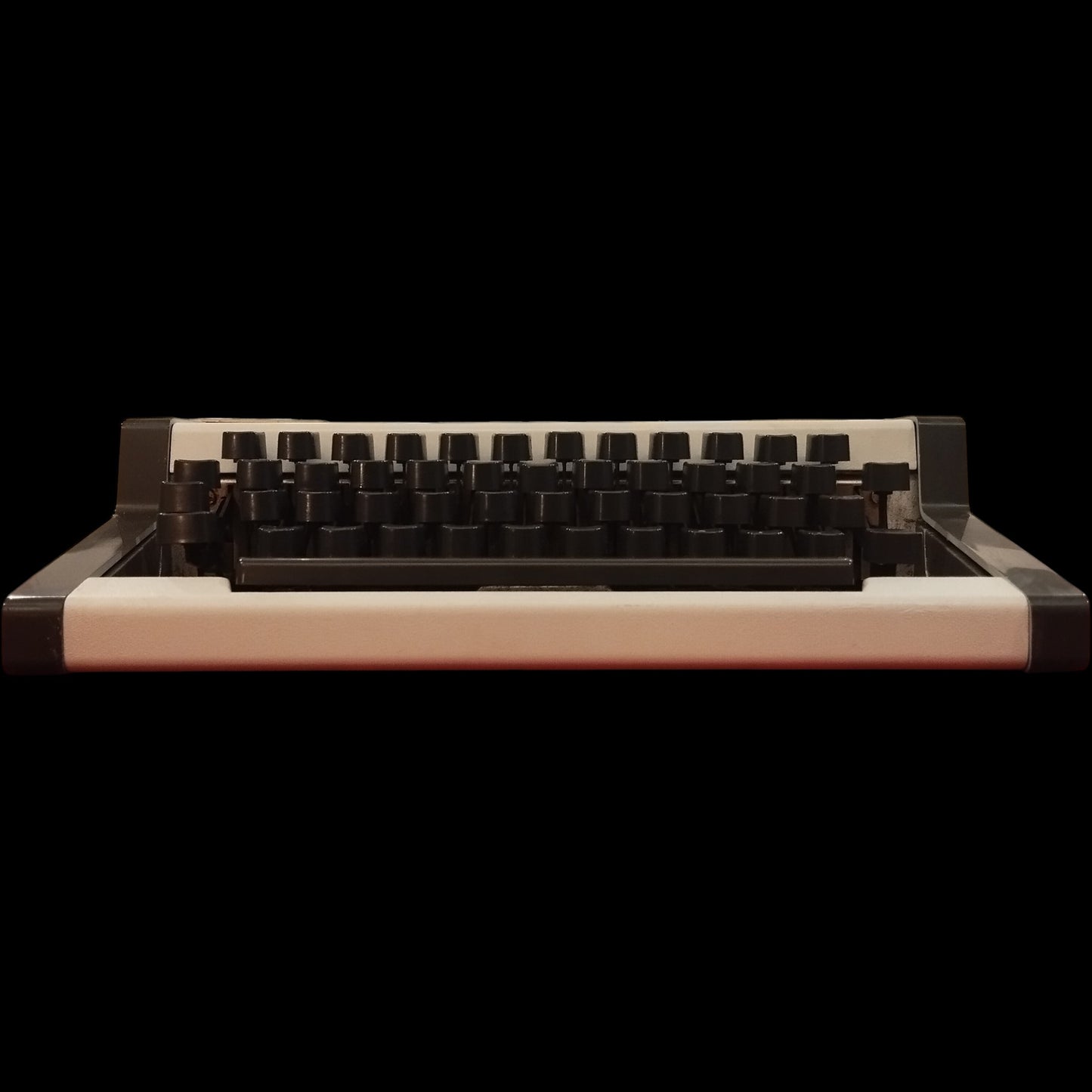 Image of Olympia Traveller Typewriter. Available from universaltypewritercompany.in