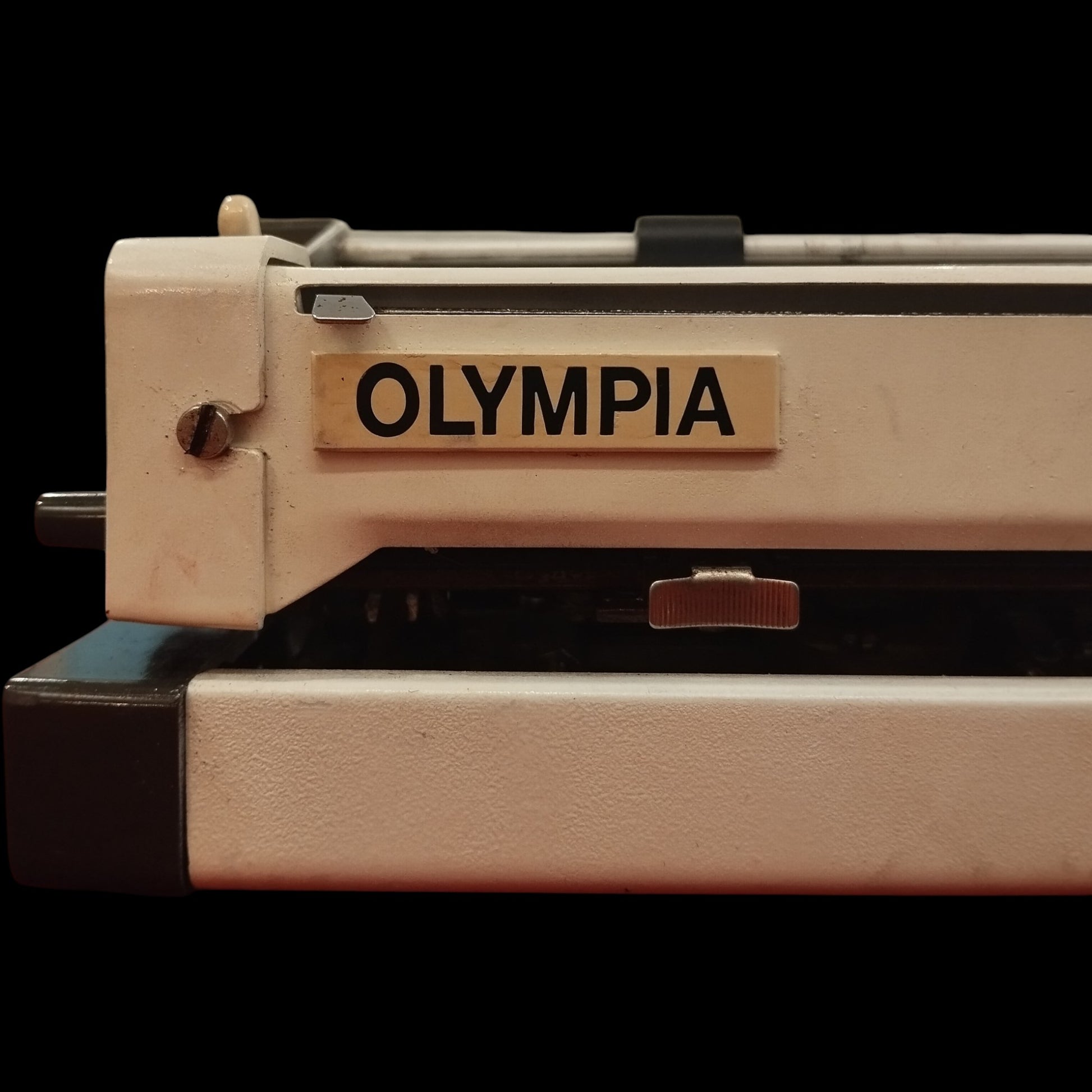 Image of Olympia Traveller Typewriter. Available from universaltypewritercompany.in