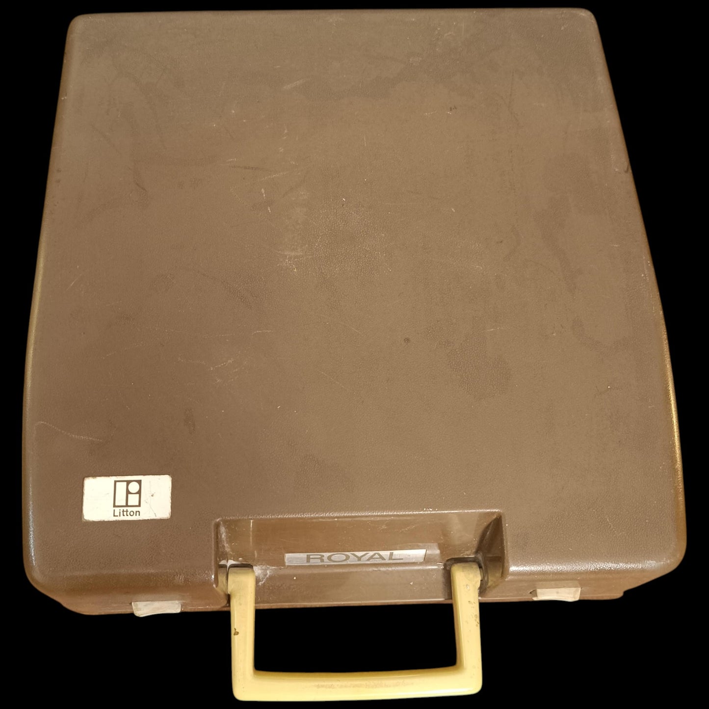 Image of Royal Portable Typewriter. Available from universaltypewritercompany.in