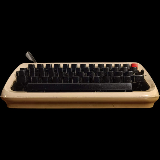 Image of Brother Portable Japan Typewriter.
Available from universaltypewritercompany.in