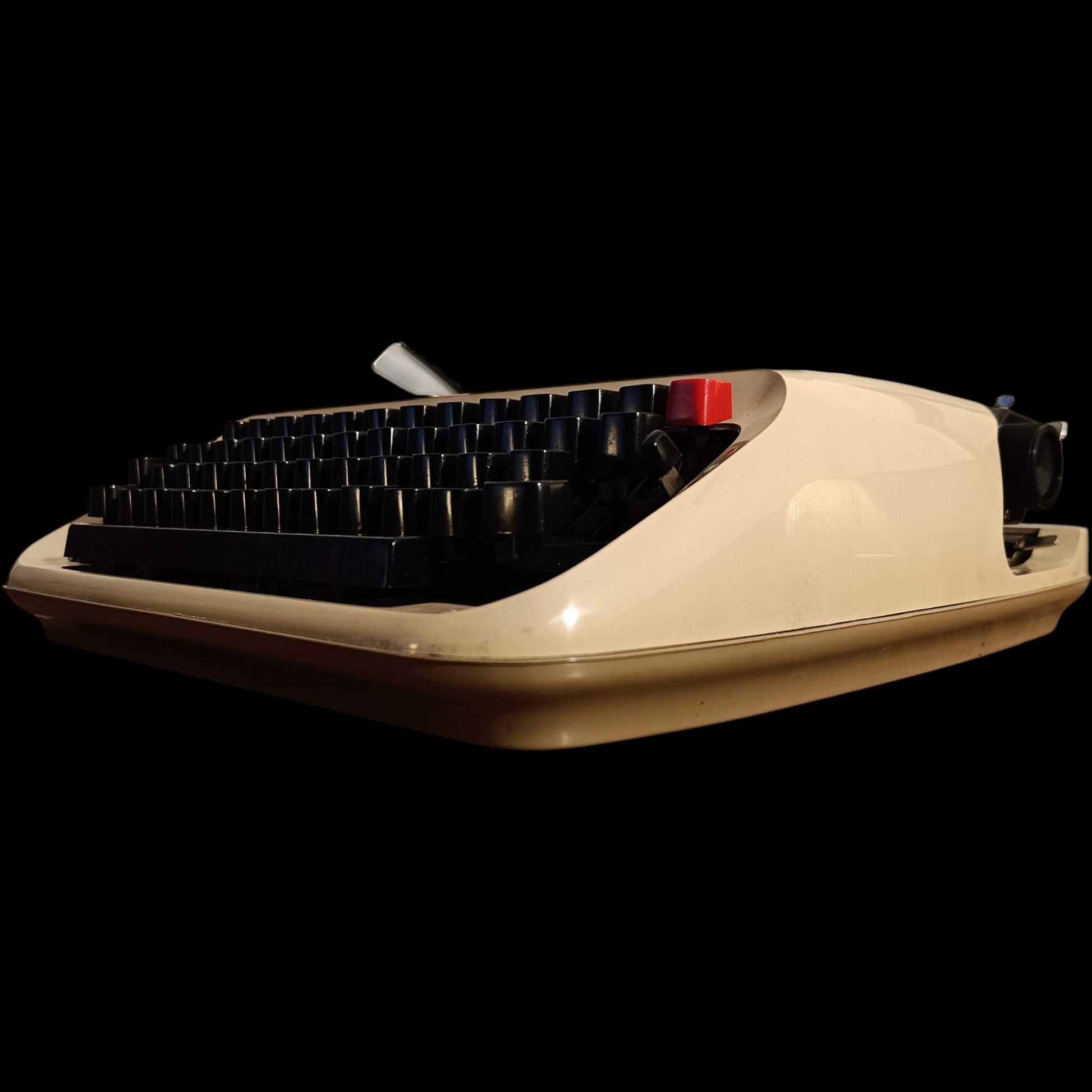 Image of Brother Portable Japan Typewriter.
Available from universaltypewritercompany.in