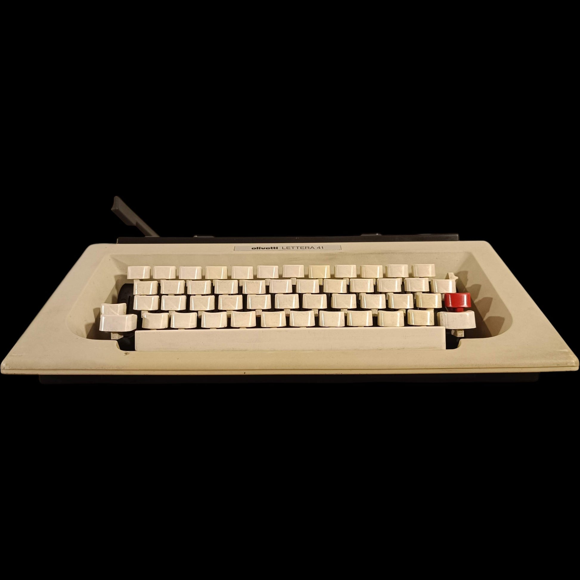 Image of Olivetti Lettera 41 Typewriter.
Available from universaltypewritercompany.in