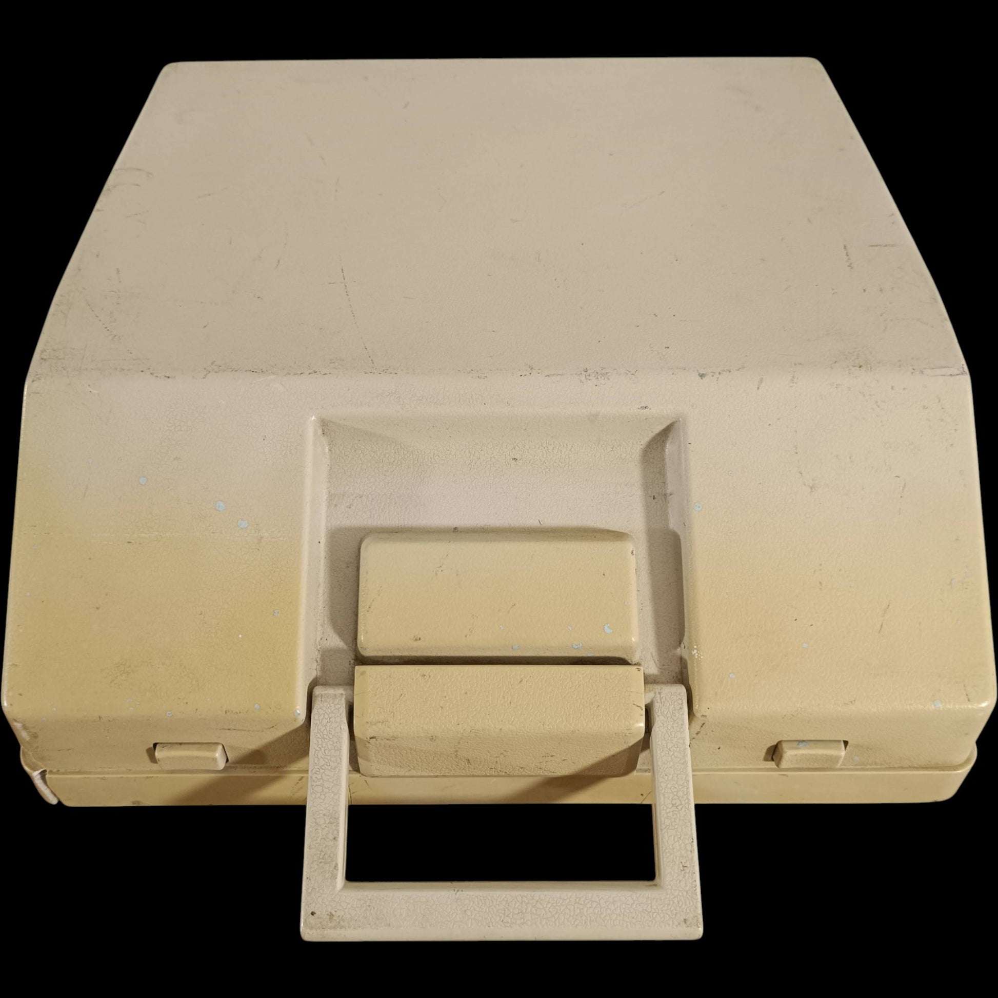 Image of Royal Safari III Typewriter.
Available from universaltypewritercompany.in