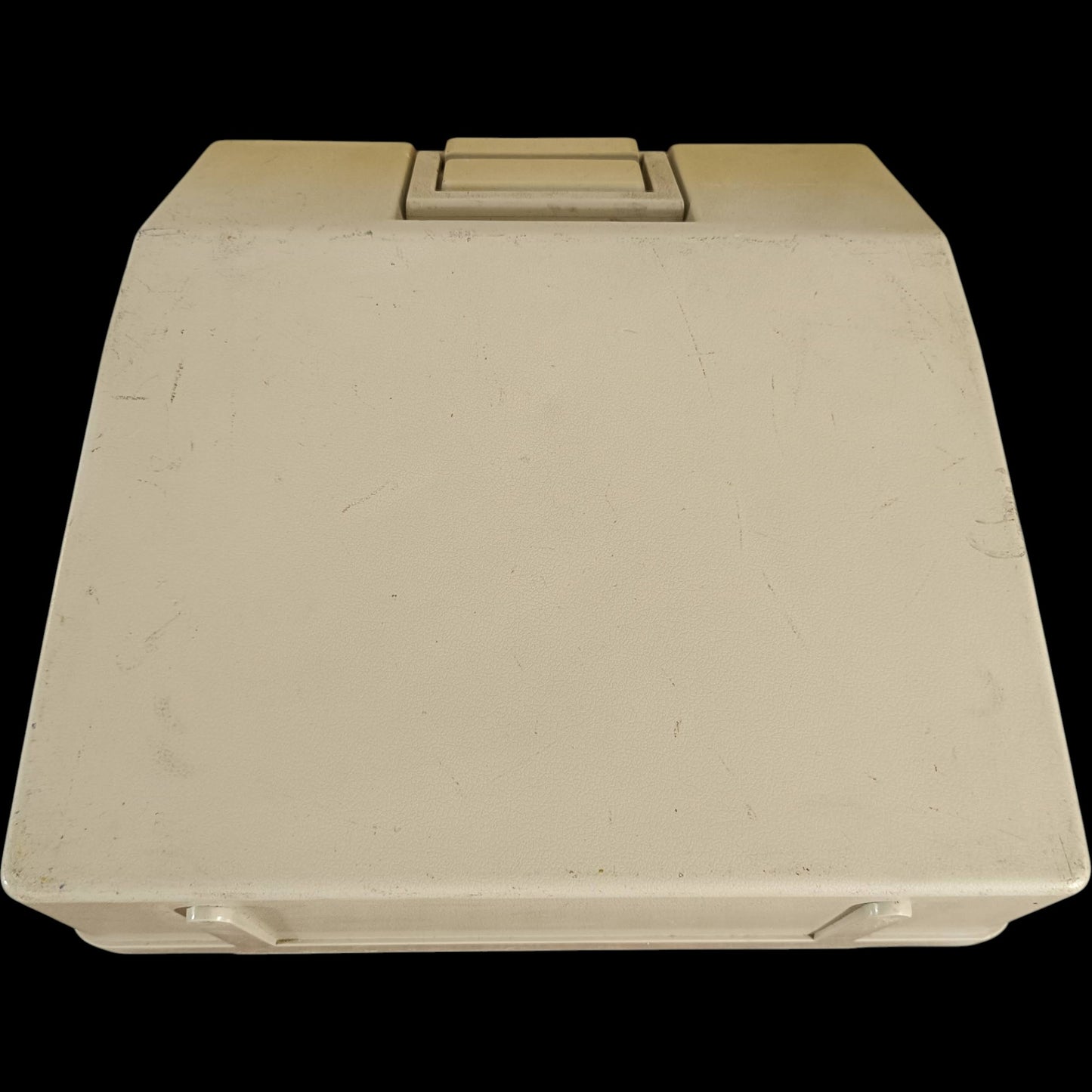 Image of Royal Safari III Typewriter.
Available from universaltypewritercompany.in