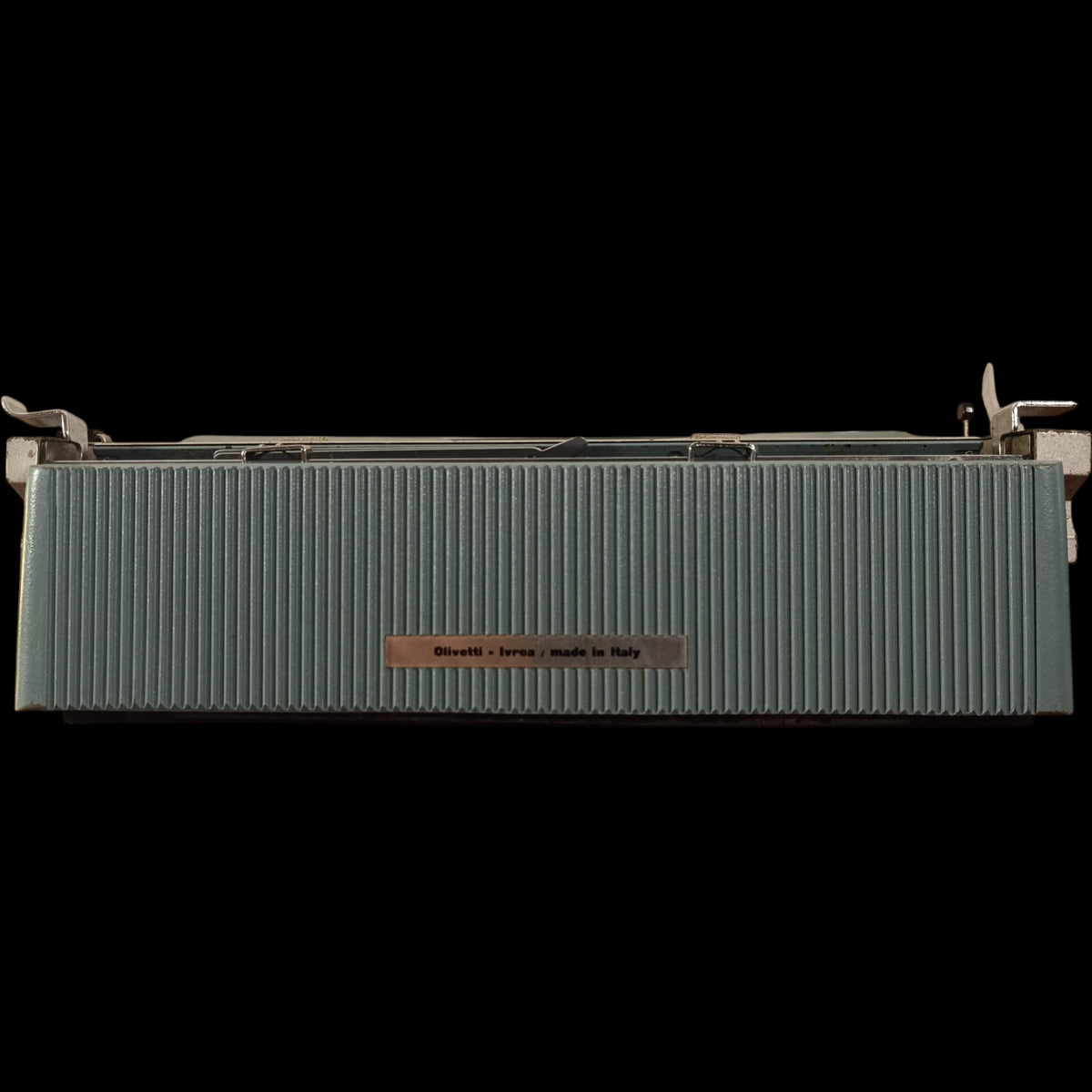 Image of Olivetti Lettera 32 Special Print Typewriter.
Available from universaltypewritercompany.in