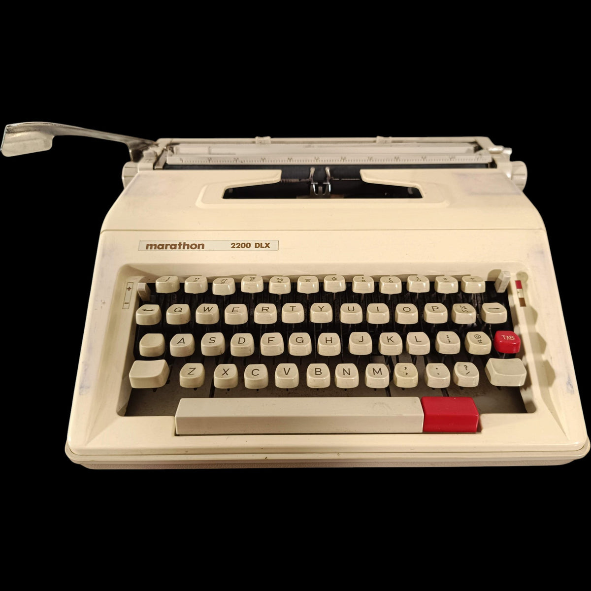 Image of Marathon 2200 DlX Typewriter.
Available from universaltypewritercompany.in