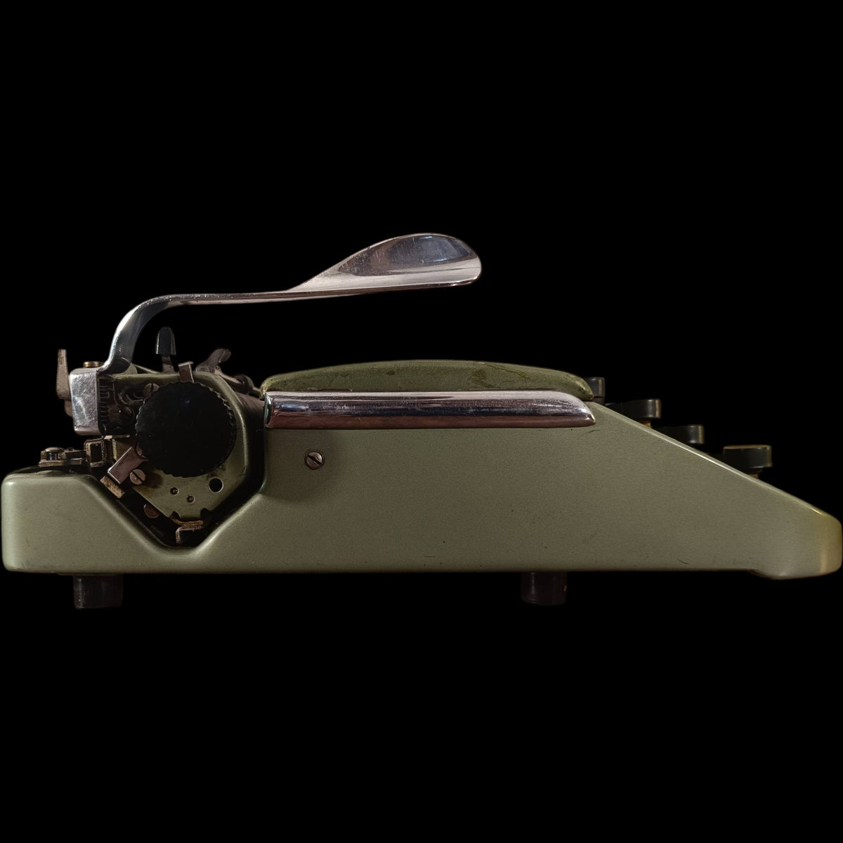 Image of JayKay Typewriter.
Available from universaltypewritercompany.in