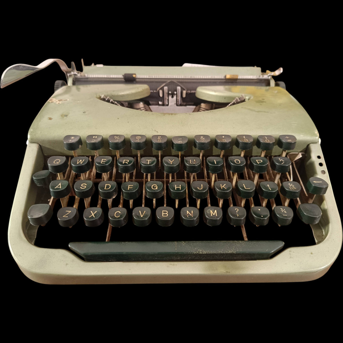 Image of JayKay Typewriter.
Available from universaltypewritercompany.in