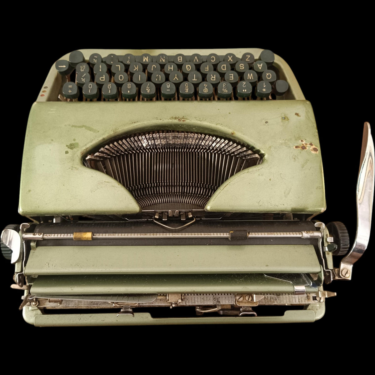 Image of JayKay Typewriter.
Available from universaltypewritercompany.in