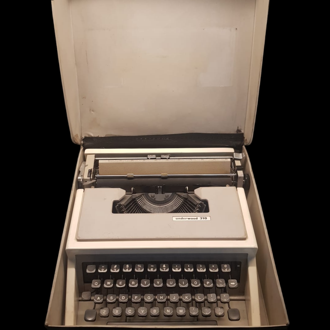 Image of Underwood 310 Typewriter from universaltypewritercompany.in