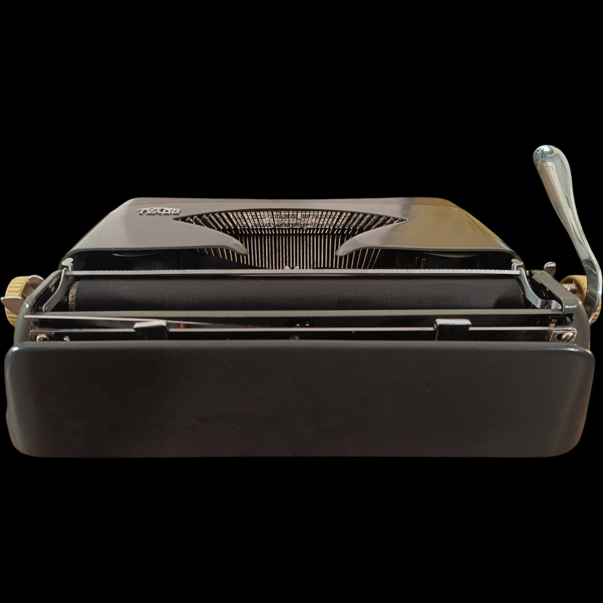 Image of Royal Royalite Typewriter.
Available from universaltypewritercompany.in