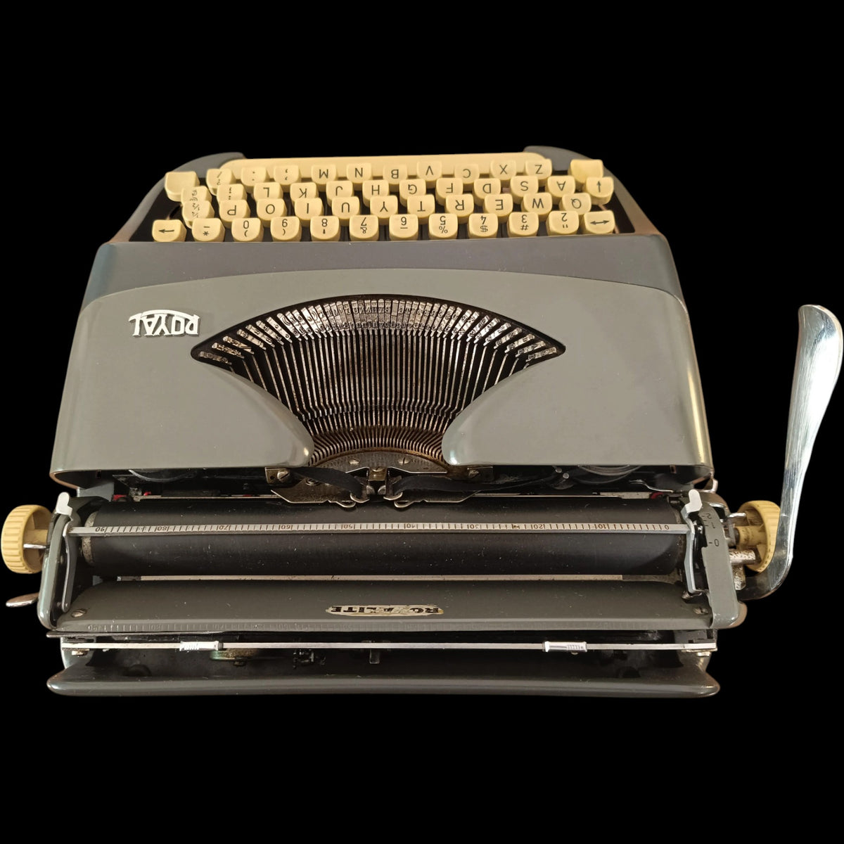 Image of Royal Royalite Typewriter.
Available from universaltypewritercompany.in
