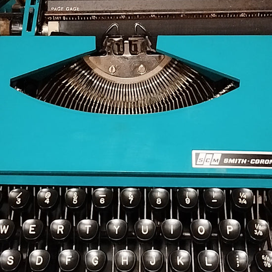Power Spacer Video of Smith Corona SCM Typewriter from universaltypewritercompany.in