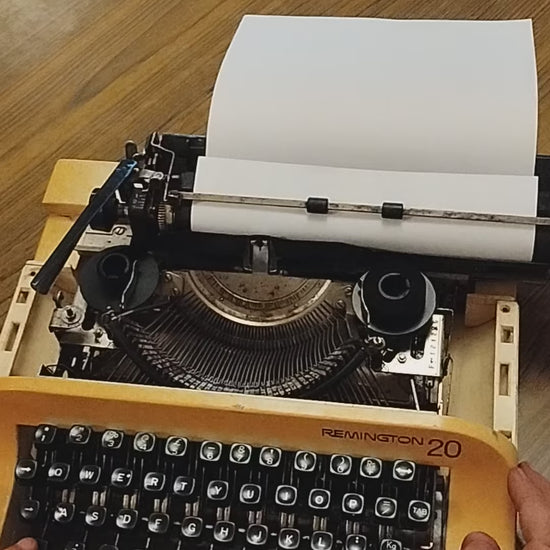 Typing Video of Remington 20 Typewriter from universaltypewritercompany.in