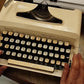 Video of Remington Ten Forty Sperry Rand Typewriter. Available at universaltypewritercompany.in