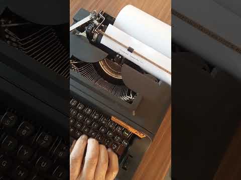 Typing Demonstration Video of Remington 20 Typewriter. Available from universaltypewritercompany.in